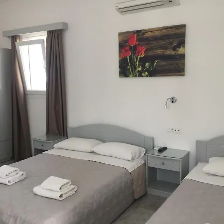 בית הארחה Diogenis Village Mykonos Glastros (Mykonos)