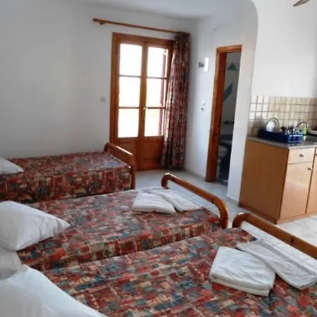 Diogenis Village Mykonos 4* Glastros (Mykonos)